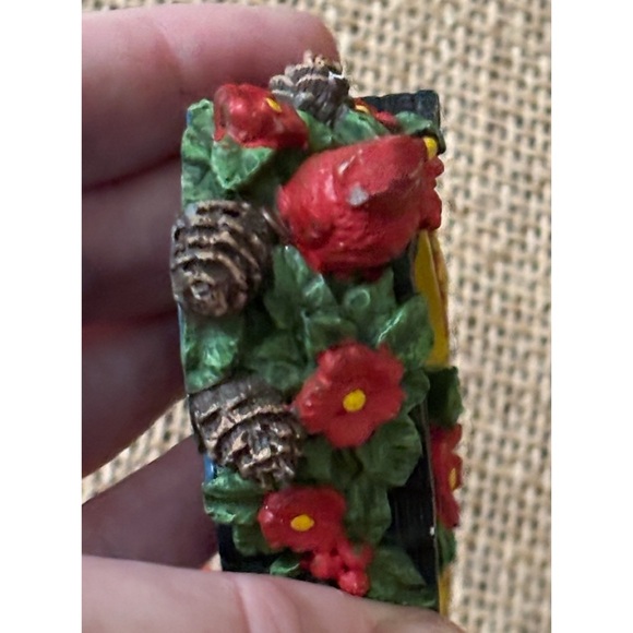 Vintage Resin Cuckoo Clock Christmas Ornament Folk Art Nordic Style Holiday - Picture 6 of 7